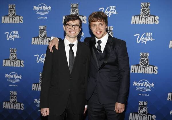 2016 June 22: Chicago Blackhawks player Artemi Panarin poses for a photograph on the red carpet during the 2016 NHL Eishockey Herren USA Awards at the Hard Rock Hotel and Casino in Las Vegas, Nevada. (Photo by Marc Sanchez Icon Sportswire) NHL: JUN 22 NHL Awards Icon144160622360 EDITORIAL USE ONLY