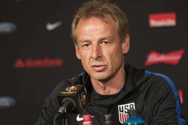 Copa America, USA PK mit Jürgen Klinsmann US coach Jurgen Klinsmann delivers a presser before a training session of the team at Phoenix University in Phoenix, Arizona, United States, 24 June 2016. US will face Colombia for the second time during their Copa America Centenario third and fourth places qualifying match tomorrow. EFE Gary Williams USA PRESSER !ACHTUNG: NUR REDAKTIONELLE NUTZUNG!  GLE002 20160625-636024147989033288