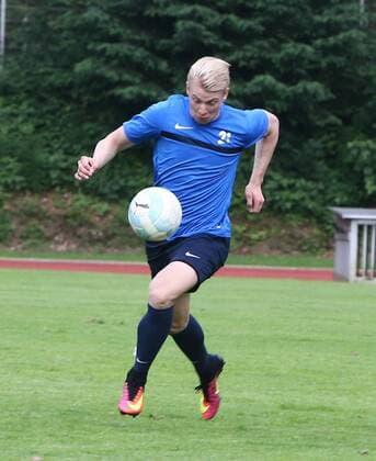 Regionalliga West, Saison 2016 2017, Trainingsauftakt Wuppertaler SV 24.06.2016, -- Niklas Heidemann ( Wuppertaler SV ) beim Training