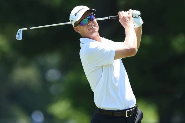 June 25, 2016 - John Senden tees off at hole number two during third round play at the Quicken Loans National at Congressional Country Club in Bethesda MD. PGA Golf Herren 2016: Quicken Loans National JUN 25 - ZUMAcjm_