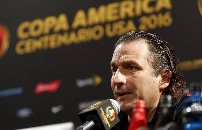 Chile s coach Juan Antonio Pizzi delivers a pressert at Metlife stadium in East Rutherford, New Jersey, United States, 25 June 2016. Chile will face Argentina for their Copa America Centenario final match on Sunday. EFE Mauricio Duenas Castaneda CHILE PRESSER !ACHTUNG: NUR REDAKTIONELLE NUTZUNG!  NEW008 20160626-636024989460634739