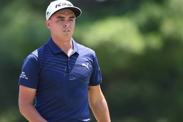 June 25, 2016 - Rickie Fowler tees off at hole number two during third round play at the Quicken Loans National at Congressional Country Club in Bethesda MD. PGA Golf Herren 2016: Quicken Loans National JUN 25 - ZUMAcjm_