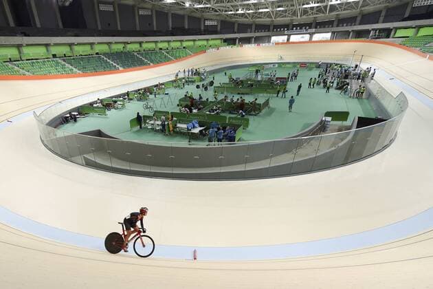 Entrega do Vel?dromo Rio 2016 RIO DE JANEIRO, Brazil - 25 06 2016: VELODROME DELIVERY RIO 2016 - Athletes train in space during the inauguration of the Olympic Velodrome at the Rio mayor Eduardo Paes to the President of Rio 2016 Organizing Committee, Carlos Arthur Nuzman. The works were delayed and delivery is the last of the Olympic Park Rio 2016 in Barra da Tijuca. (Photo: Celso Pupo FotoArena) 1152851  CelsoxPupo