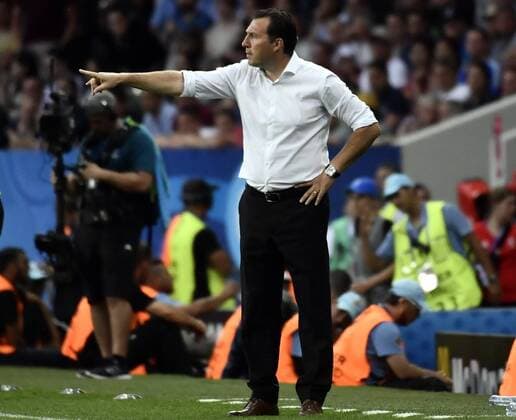 Belgium s head coach Marc Wilmots pictured during a soccer game between Belgian national soccer team Red Devils and Hungary, in the round of 16 of the UEFA EURO EM Europameisterschaft, Nationalteam Länderspiel, Fussball 2016 European Championships, on Sunday 26 June 2016, in Toulouse, France. The Euro2016 tournament is taking place from 10 June to 10 July. DIRKxWAEM  x04879216x