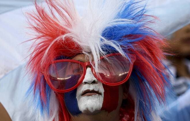Chile fans cheer on their team before the Copa America Centenario final match between Argentina and Chile at MetLife stadium in East Rutherford, New Jersey, 26 June 2016. COPA AMERICA CENTENARIO FINAL MATCH !ACHTUNG: NUR REDAKTIONELLE NUTZUNG!  NJY009 20160627-636025875891960957