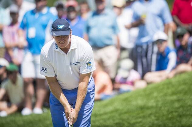 South African Ernie Els lines up a birdie putt on the 3rd hole at Congressional CC during the final round of the Quicken Loans National golf tournament in Bethesda, Maryland on Sunday, June 36, 2016. Billy Hurley III, of Annapolis Maryland, shot a 2-under 69 on Sunday for his first tournament win.  WAP201606260205 PETExMAROVICH