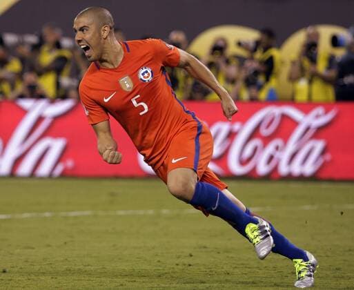 Chile midfielder Francisco Silva reacts after he kicked what proved to be the deciding point as Chile beat Argentina in penalty kicks 4-2 at the Copa America Centenario USA 2016 Finals at MetLife Stadium in East Rutherford, New Jersey on June 26, 2016.  NYP20160626216 RAYxSTUBBLEBINE