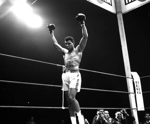 Muhammad Ali - Karl Mildenberger 10.09.1966 in Frankfurt Main Ali jubelt nach KO-Sieg. Jubel, Sieger HM