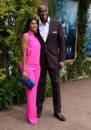 Magic Johnson und Ehefrau bei Filmpremiere in Hollywood Former NBA Basketball Herren USA player Earvin Magic Johnson (R) and his wife Earlitha Cookie Kelly attend the premiere of the motion picture adventure film The Legend of Tarzan at the Dolby Theatre in the Hollywood section of Los Angeles on June 27, 2016. Storyline: Tarzan, having acclimated to life in London, is called back to his former home in the jungle to investigate the activities at a mining encampment.  LAP2016062744 JIMxRUYMEN