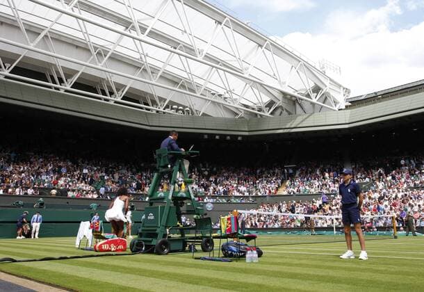 Wimbledon, Tag 2 28.06.2016. All England Lawn Tennis and Croquet Club, London, England. The Wimbledon Tennis Championships Day Two. A general view of the Centre Court at the All-England Club, Wimbledon during this year s Championships. xAlanxMartinx  ActionPlus11755910