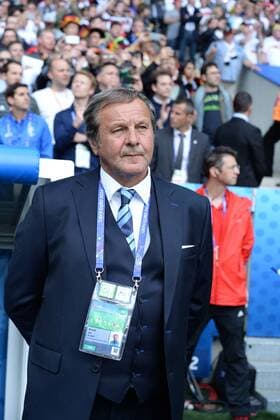 Jan Kozak Coach (Slovakia) ; June 26, 2016 - Football : UEFA EURO EM Europameisterschaft Nationalteam Fussball France 2016, Round of 16, Germany 3-0 Slovakia at Stade Pierre Mauroy, Lille Metropole, France. Noxthirdxpartyxsales  (ptmb_euro16_GERSLO_080)