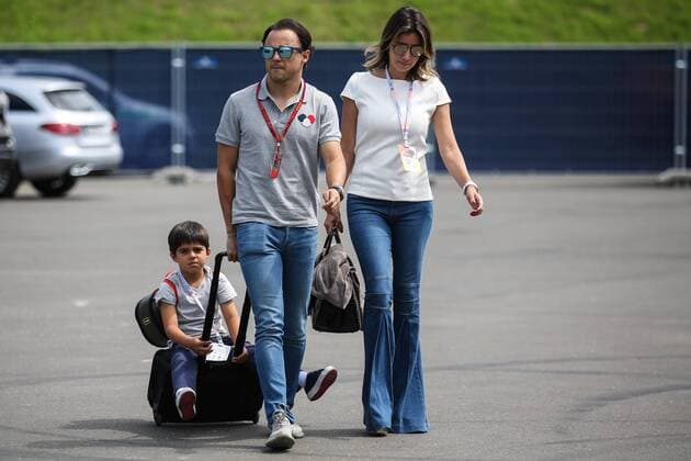 FORMULA 1 - GP of Austria 2016 SPIELBERG,AUSTRIA,30.JUN.16 - MOTORSPORTS, FORMULA 1 - Grand Prix of Austria, Red Bull Ring, preview. Image shows Felipe Massa (BRA Williams) and family. GEPAxpictures xDanielxGoetzhaber