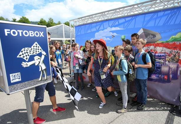 FORMULA 1 - GP of Austria 2016 SPIELBERG,AUSTRIA,01.JUL.16 - MOTORSPORTS, FORMULA 1 - Grand Prix of Austria, Red Bull Ring, free practice. Image shows fans at the photobox. GEPAxpictures xChristianxWalgram