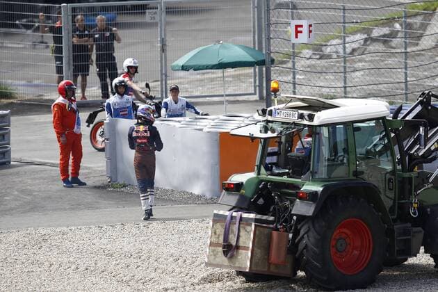 Motorsports: FIA Formula One World Championship WM Weltmeisterschaft 2016, Grand Prix of Austria, 33 Max Verstappen (NLD, Red Bull Racing), xHOCHxZWEIx