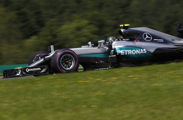 Motorsports: FIA Formula One World Championship WM Weltmeisterschaft 2016, Grand Prix of Austria, 6 Nico Rosberg (GER, Mercedes AMG Petronas Formula One Team), xHOCHxZWEIx