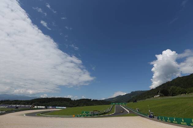 Austrian Grand Prix, Red Bull Ring 30 June - 3 July 2016 01.07.2016 - free Practice 1, Kevin Magnussen (DEN) Renault F1 Team RS16 