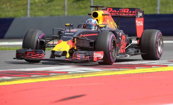 FORMULA 1 - GP of Austria 2016 SPIELBERG,AUSTRIA,01.JUL.16 - MOTORSPORTS, FORMULA 1 - Grand Prix of Austria, Red Bull Ring, free practice. Image shows Daniel Ricciardo (AUS Red Bull). GEPAxpictures xMarioxKneisl