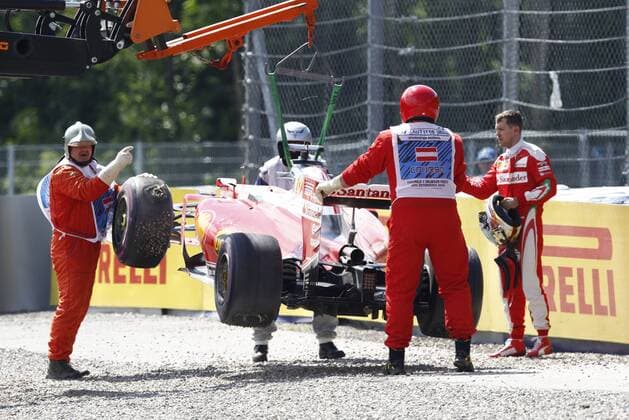 Motorsports: FIA Formula One World Championship WM Weltmeisterschaft 2016, Grand Prix of Austria, 5 Sebastian Vettel (GER, Scuderia Ferrari), xHOCHxZWEIx