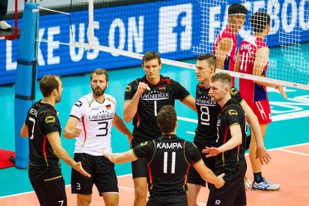 Freude Jubel joy Thilo Spaeth-Westerholdt (3 Deutschland Germany), Christian Fromm (1 Deutschland Germany), Markus Boehme (8 Deutschland Germany) und Simon Hirsch (13 Deutschland Germany); FIVB Volleyball World League Group 3 Finals, fraport Arena, Frankfurt (Main) Germany, 20160701: Semifinal Germany vs Chinese Taipei (Deutschland gegen Taiwan) , Frankfurt (Main) Copyright: Wuechner Eibner-Pressefoto EP_NWR