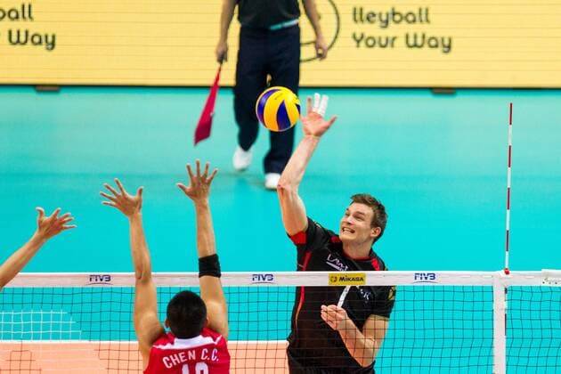 Angriff attack Christian Fromm (1 Deutschland Germany); FIVB Volleyball World League Group 3 Finals, fraport Arena, Frankfurt (Main) Germany, 20160701: Semifinal Germany vs Chinese Taipei (Deutschland gegen Taiwan) Frankfurt (Main) Copyright: Wuechner Eibner-Pressefoto EP_NWR