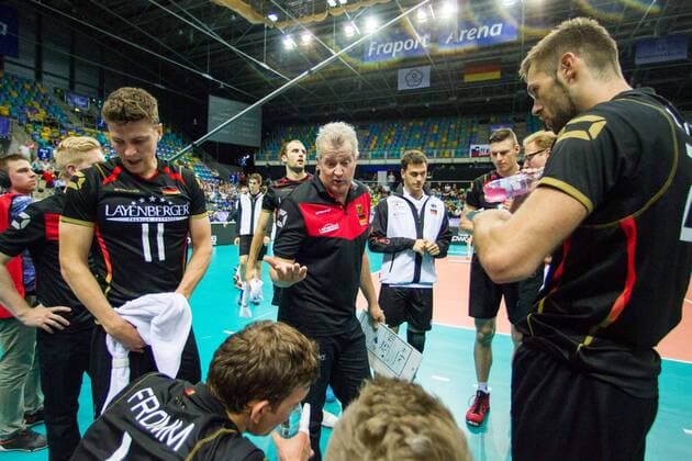 Vital Heynen (Headcoach Trainer Deutschland Germany) in der Auszeit while timeout; FIVB Volleyball World League Group 3 Finals, fraport Arena, Frankfurt (Main) Germany, 20160701: Semifinal Germany vs Chinese Taipei (Deutschland gegen Taiwan) Frankfurt (Main) Copyright: Wuechner Eibner-Pressefoto EP_NWR