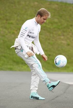 Motorsports: FIA Formula One World Championship WM Weltmeisterschaft 2016, Grand Prix of Austria, 6 Nico Rosberg (GER, Mercedes AMG Petronas Formula One Team), xHOCHxZWEIx