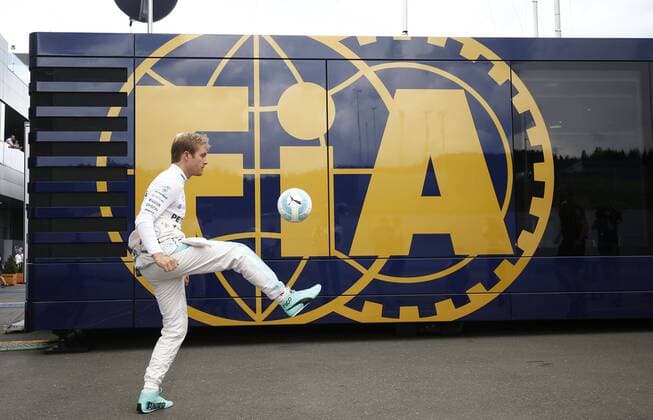 Themen der Woche - SPORT Bilder des Tages - SPORT Motorsports: FIA Formula One World Championship WM Weltmeisterschaft 2016, Grand Prix of Austria, 6 Nico Rosberg (GER, Mercedes AMG Petronas Formula One Team), xHOCHxZWEIx