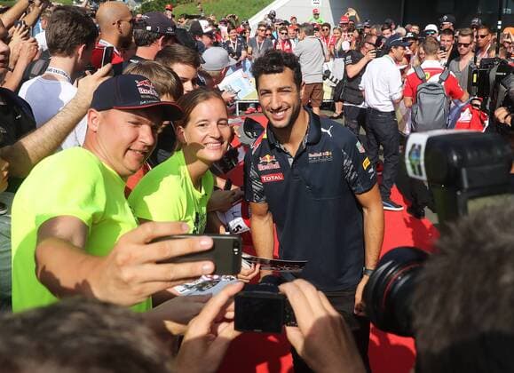 FORMULA 1 - GP of Austria 2016 SPIELBERG,AUSTRIA,02.JUL.16 - MOTORSPORTS, FORMULA 1 - Grand Prix of Austria, Red Bull Ring, qualifying. Image shows Daniel Ricciardo (AUS Red Bull). GEPAxpictures xHansxOberlaender