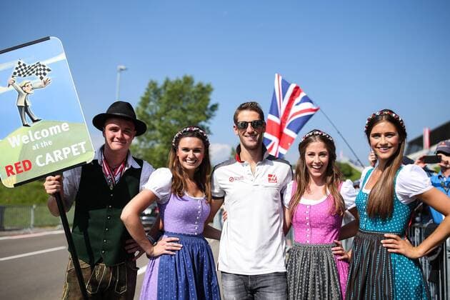 FORMULA 1 - GP of Austria 2016 SPIELBERG,AUSTRIA,02.JUL.16 - MOTORSPORTS, FORMULA 1 - Grand Prix of Austria, Red Bull Ring, qualifying, red carpet. Image shows Romain Grosjean (FRA Haas) and Formula Unas. GEPAxpictures xDanielxGoetzhaber