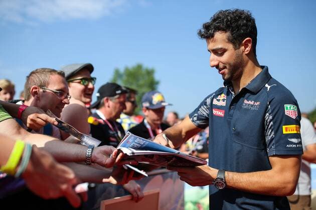 FORMULA 1 - GP of Austria 2016 SPIELBERG,AUSTRIA,02.JUL.16 - MOTORSPORTS, FORMULA 1 - Grand Prix of Austria, Red Bull Ring, qualifying, red carpet. Image shows Daniel Ricciardo (AUS Red Bull Racing). GEPAxpictures xDanielxGoetzhaber
