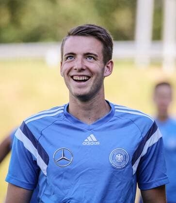 01.07.2016, Athletic Area, Schladming, AUT, U19 EURO, Vorbereitung Deutschland, DFB U19 Junioren, im Bild Max Besuschkow (VfB Stuttgart, Deutschland U19) during a training camp of Team Germany for preparation for the UEFA European Under-19 Championship at the Athletic Area, Austria on 2016 07 01. Schladming  EX_MHU  