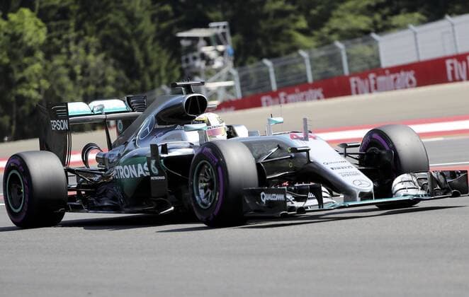 FORMULA 1 - GP of Austria 2016 SPIELBERG,AUSTRIA,02.JUL.16 - MOTORSPORTS, FORMULA 1 - Grand Prix of Austria, Red Bull Ring, qualifying. Image shows Lewis Hamilton (GBR Mercedes). GEPAxpictures xHansxOberlaender