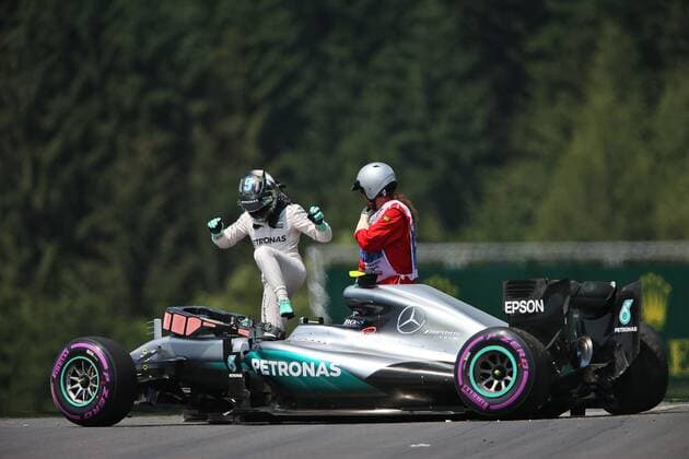 Formel 1, GP von Österreich, Crash Rosberg Austrian Grand Prix, Red Bull Ring 30 June - 3 July 2016 02.07.2016 Free Practice 3, Nico Rosberg (GER) Mercedes AMG F1 W07 Hybrid crashed in the third practice session. 