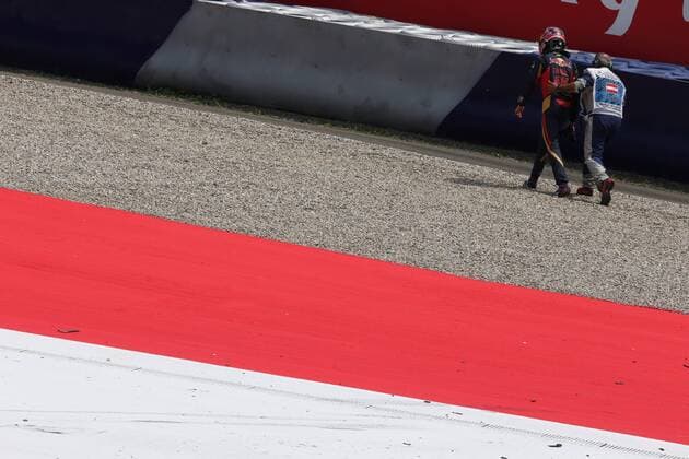 Formel 1, GP von Österreich, Crash von Daniil Kwjat Austrian Grand Prix, Red Bull Ring 30 June - 3 July 2016 02.07.2016 - Qualifying Session, Daniil Kvyat (RUS) Scuderia Toro Rosso STR11 