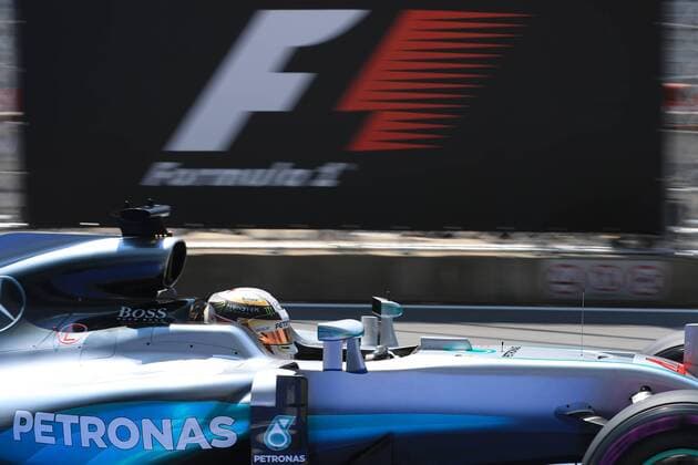 02.07.2016. Red Bull Circuit, Spielberg, Austria. F1 Grand pix of Austria. Qualifying sessions. Mercedes AMG Petronas W07 Hybrid & x2013; Lewis Hamilton takes pole position xLeannexBoonx  ActionPlus11757415