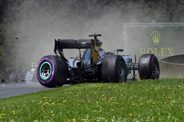 Nico Rosberg; Mercedes Grand Prix, Crsah, formula 1 GP, Austria in Spielberg, 02.07.2016 Photo:mspb Jerry Andre Crsah, Nico Rosberg; formula 1 GP, Austria