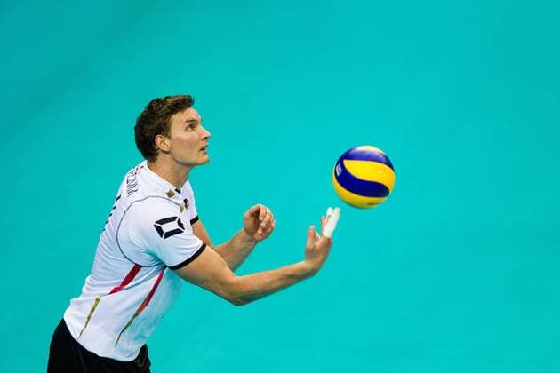 Volleyball, FIVB World League, Deutschland - Slowenien Service Aufschlag .Christian Fromm (1 Deutschland Germany); FIVB Volleyball World League Group 3 Finals, fraport Arena, Frankfurt (Main) Germany, 20160702: 1st place match: Germany vs Slovenia (Deutschland gegen Slowenien) Frankfurt (Main) Copyright: Wuechnerx xEibner-Pressefoto EP_nwr