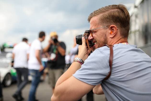 Formel 1, GP von Österreich, Joko Winterscheidt zu Gast an der Strecke FORMULA 1 - GP of Austria 2016 SPIELBERG,AUSTRIA,02.JUL.16 - MOTORSPORTS, FORMULA 1 - Grand Prix of Austria, Red Bull Ring, legends race. Image shows Joko Winterscheidt. GEPAxpictures xDanielxGoetzhaber