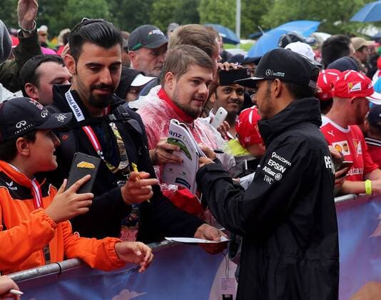 FORMULA 1 - GP of Austria 2016 SPIELBERG,AUSTRIA,03.JUL.16 - MOTORSPORTS, FORMULA 1 - Grand Prix of Austria, Red Bull Ring. Image shows Lewis Hamilton (GBR Mercedes). GEPAxpictures xHansxOberlaender