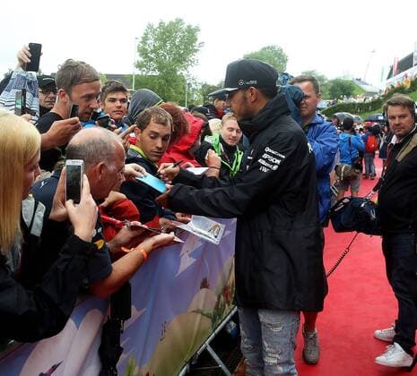 FORMULA 1 - GP of Austria 2016 SPIELBERG,AUSTRIA,03.JUL.16 - MOTORSPORTS, FORMULA 1 - Grand Prix of Austria, Red Bull Ring. Image shows Lewis Hamilton (GBR Mercedes). GEPAxpictures xHansxOberlaender