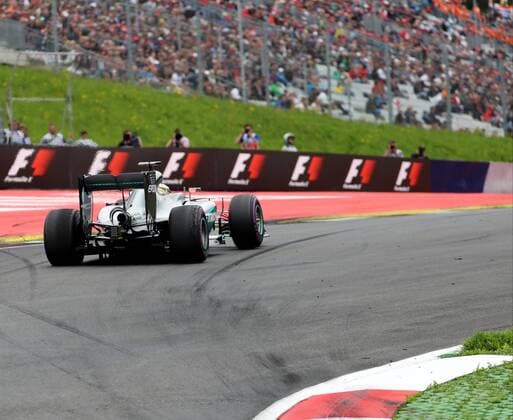 FORMULA 1 - GP of Austria 2016 SPIELBERG,AUSTRIA,03.JUL.16 - MOTORSPORTS, FORMULA 1 - Grand Prix of Austria, Red Bull Ring. Image shows Lewis Hamilton (GBR Mercedes). GEPAxpictures xHansxOberlaender