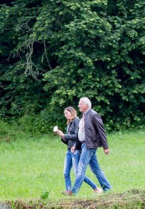 03.07.2016, Red Bull Ring, Spielberg, AUT, FIA, Formel 1, Grosser Preis von Oesterreich, Rennen, im Bild Dietrich Mateschitz (AUT) Red Bull Gruender und Eigentuemer mit seiner lebensgefaehrtin Marion Feichtner CEO and Founder of Red Bull Dietrich Mateschitz (AUT) with girlfrind Marion Feichtner before the Race for the Austrian Formula One Grand Prix at the Red Bull Ring in Spielberg, Austria on 2016 07 03. -Pressefoto Spielberg  Kein Release verfuegbar  
