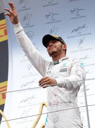 FORMULA 1 - GP of Austria 2016 SPIELBERG,AUSTRIA,03.JUL.16 - MOTORSPORTS, FORMULA 1 - Grand Prix of Austria, Red Bull Ring. Image shows the rejoicing of Lewis Hamilton (GBR Mercedes GP). GEPAxpictures xChristianxWalgram
