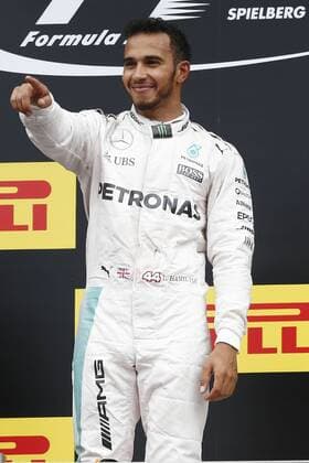Motorsports: FIA Formula One World Championship WM Weltmeisterschaft 2016, Grand Prix of Austria, 44 Lewis Hamilton (GBR, Mercedes AMG Petronas Formula One Team), xHOCHxZWEIx