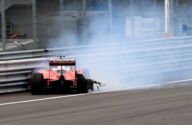 Sebastian Vettel, Scuderia Ferrari, Crash, formula 1 GP, Austria in Spielberg, 03.07.2016 Photo:mspb Jerry Andre Crash, Sebastian Vettel, formula 1 GP, Austria