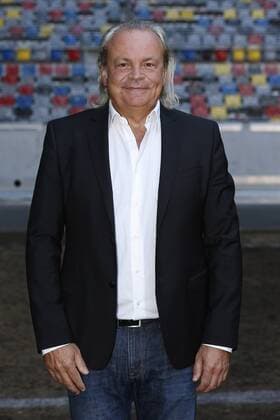 Düsseldorf, Deutschland, Offizieller Fototermin 1. Mannschaft Fortuna Düsseldorf , 2. Fußball- BL am 04.07.2016 in der Esprit Arena in Düsseldorf Mannschaftsarzt Dr. Ulf Blecker (F 95)