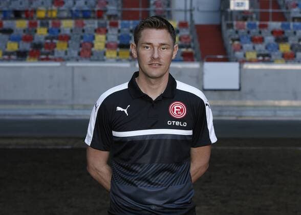 Düsseldorf, Deutschland, Offizieller Fototermin 1. Mannschaft Fortuna Düsseldorf , 2. Fußball- BL am 04.07.2016 in der Esprit Arena in Düsseldorf Physiotherapeut Marcel Verstappen (F 95)