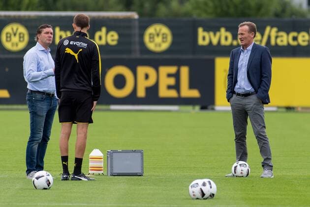 Dienstag 05.07.2016, Saison 2016 2017, Training BV Borussia Dortmund, Sportdirektor Michael Zorc (BVB), Trainer Thomas Tuchel (BVB) und CEO Geschaeftsfuehrer Hans-Joachim Watzke (BVB) DeFodi001