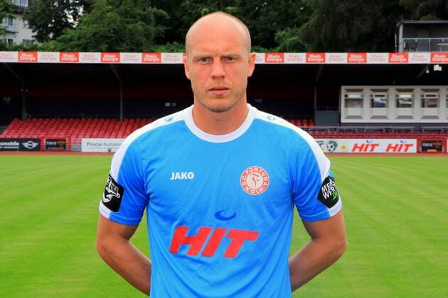Fußball, GER, 3.Liga, Porträttermin 2016 2017, Fortuna Köln Torwart Andre Poggenborg Offizieller Fototermin Fortuna Köln