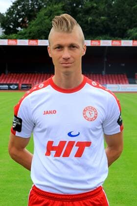 Fußball, GER, 3.Liga, Porträttermin 2016 2017, Fortuna Köln Michel Kessel Offizieller Fototermin Fortuna Köln